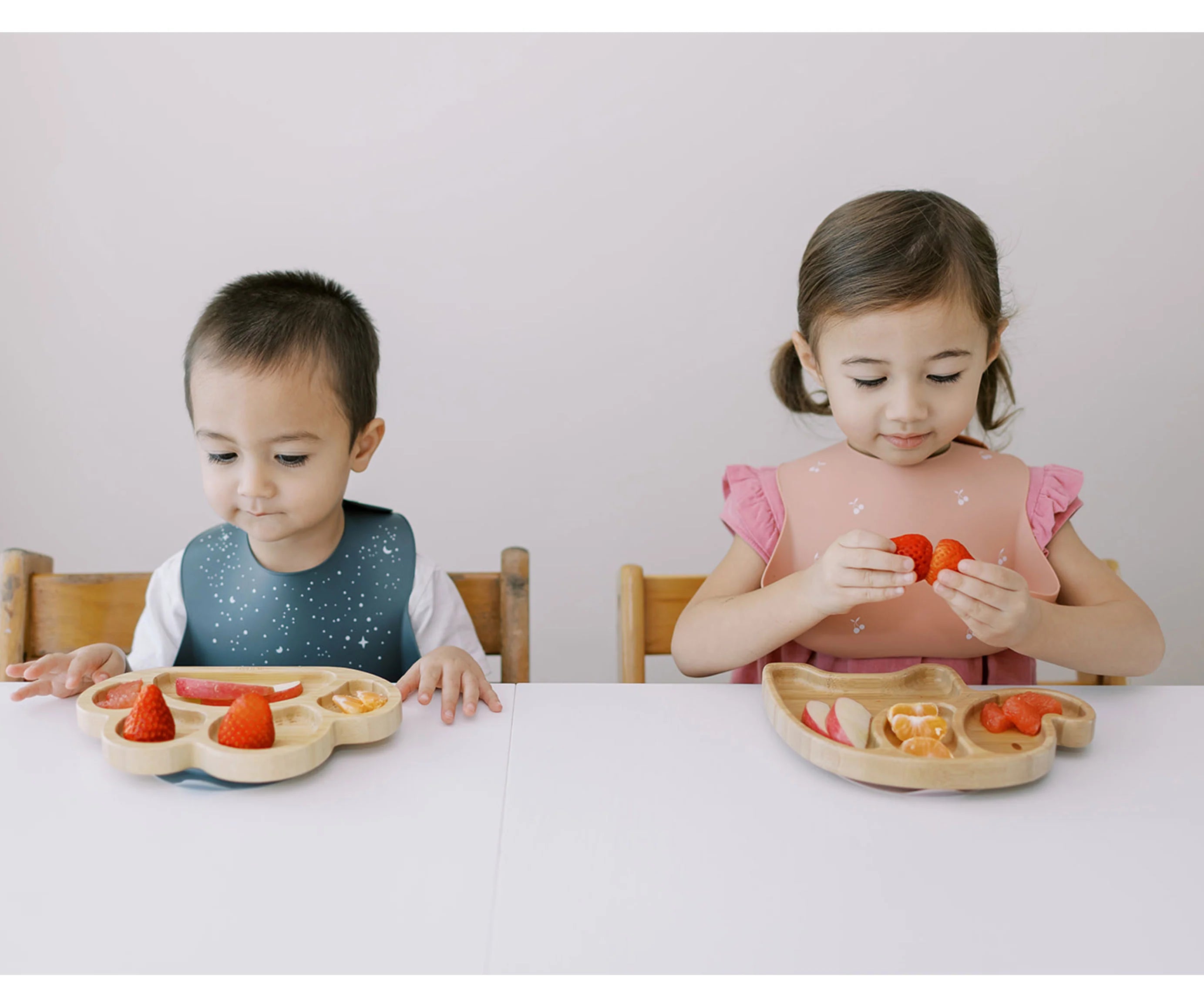 Milk It Baby Bamboo Tiger Paw Suction Plate & Fork Set Berry Blue - MI-BAMTPBB005