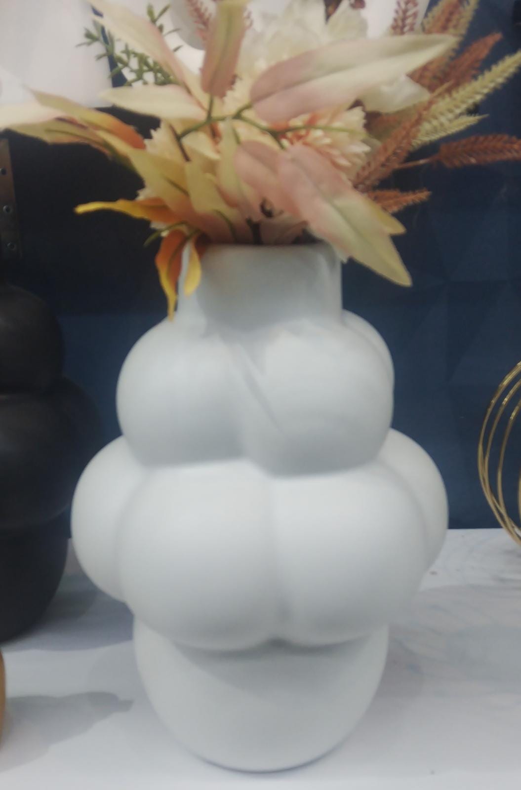 Creative Ceramic Simple Grape Shaped Vase | Home Decor | Halabh.com