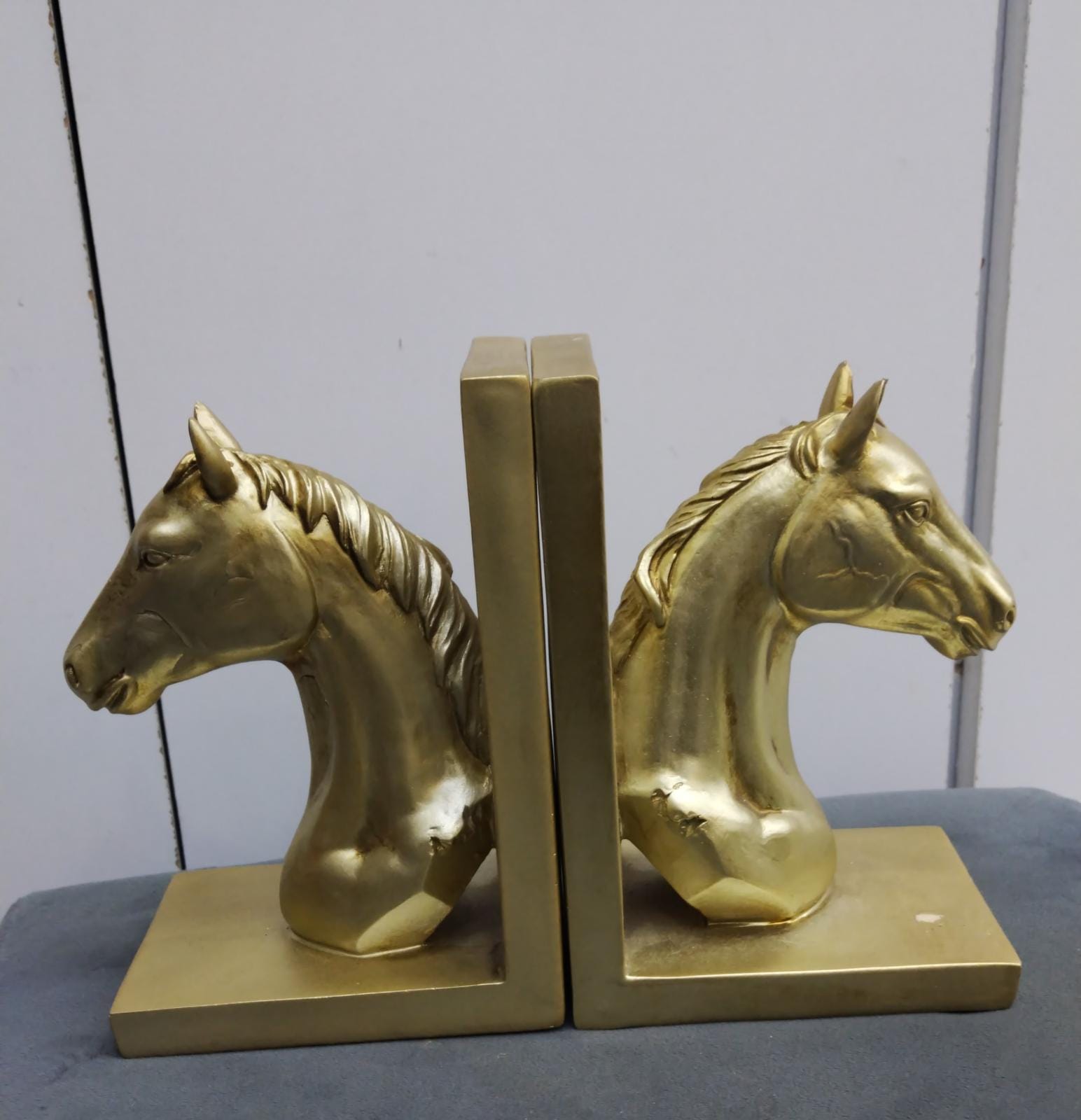 Shelf Support Resin Horse Head Statue | Home Decor | Halabh.com