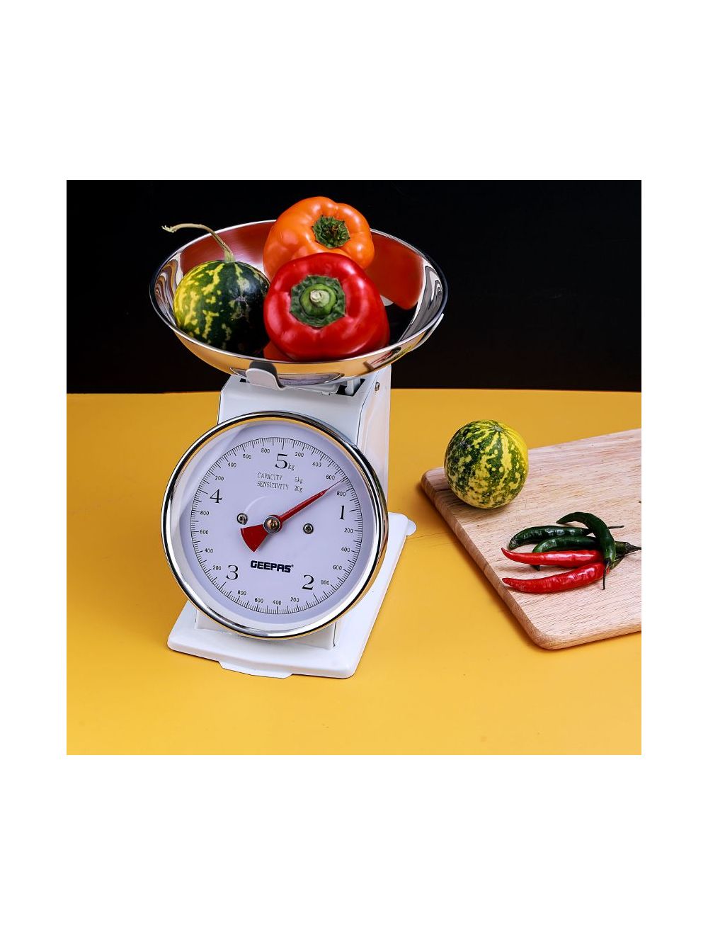 Geepas Kitchen Scale With Stainless Steel Bowl