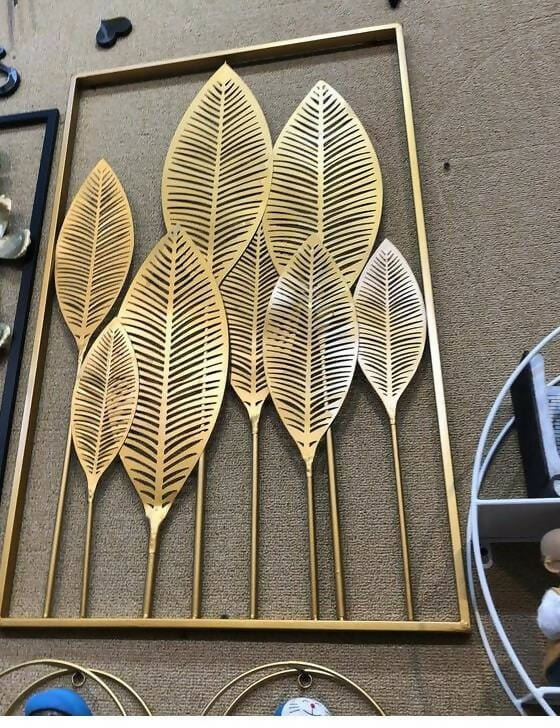 Wall Decorate Metal leaf stand