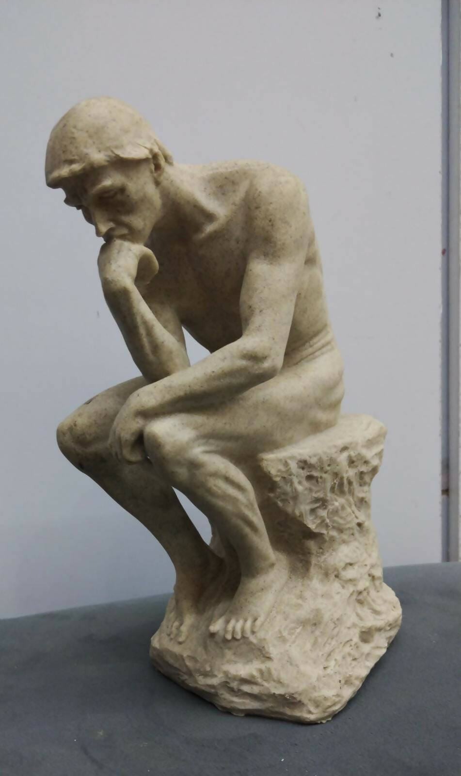 Rodin Thinker Statue